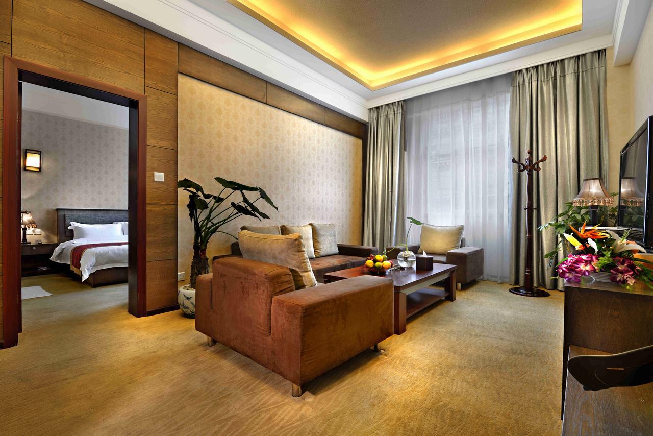 Ramada Encore Daocheng Yading 外观 照片